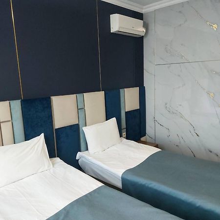 Business Hotel Almaty Exterior photo